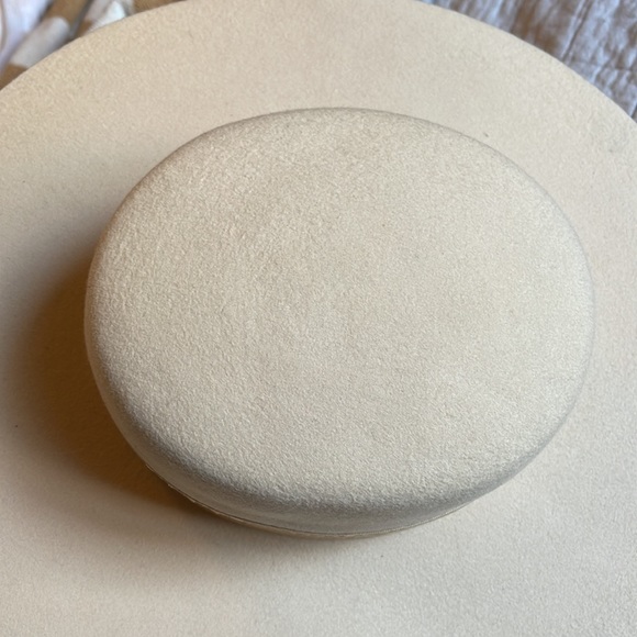 Lack of Color | The Sierra - Picture 6 of 8